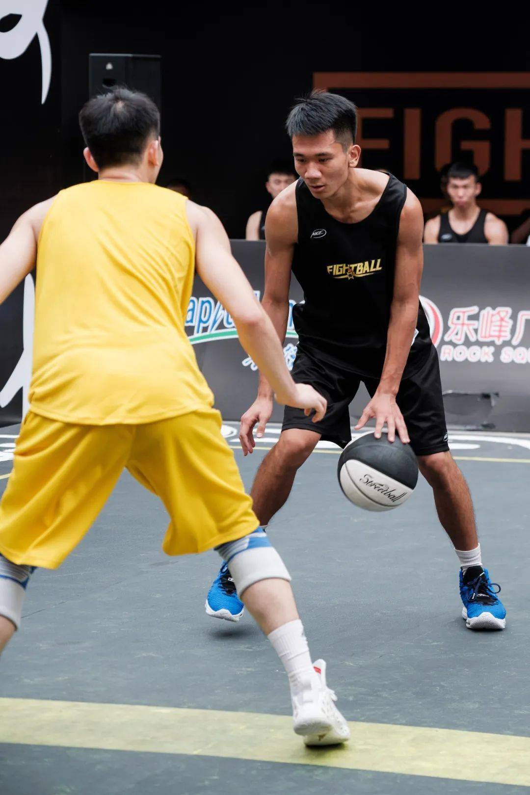 麻将胡了-战术磨合需时，球队赛场连连落败的简单介绍