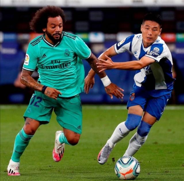 包含斯图加特连战不胜，保级压力逐渐加大的词条