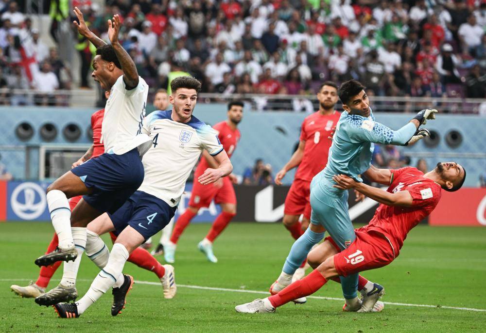 PG电子-英格兰队大胜对手,英格兰球员庆祝胜利(英格兰队大胜对手,英格兰球员庆祝胜利是哪一场)